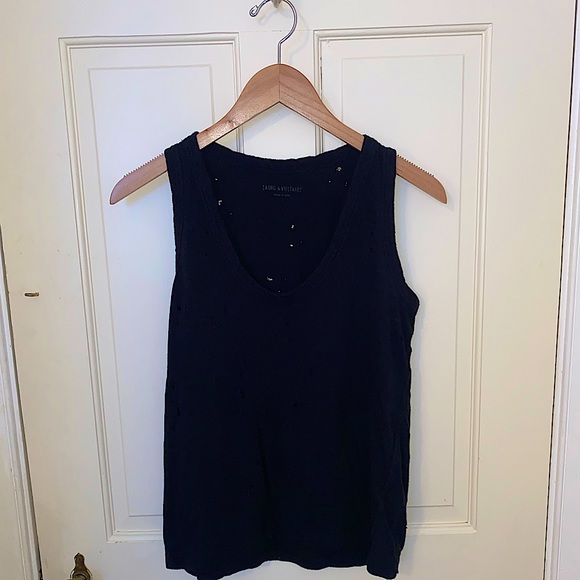 Deep Holes Scoop Neck Tank Top - Picture 6 of 8